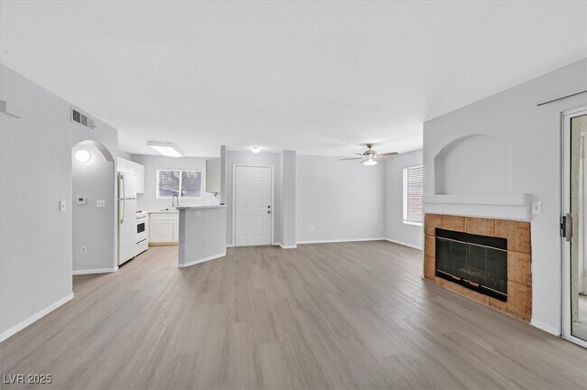 Building Photo - 4400 W Lake Mead Blvd