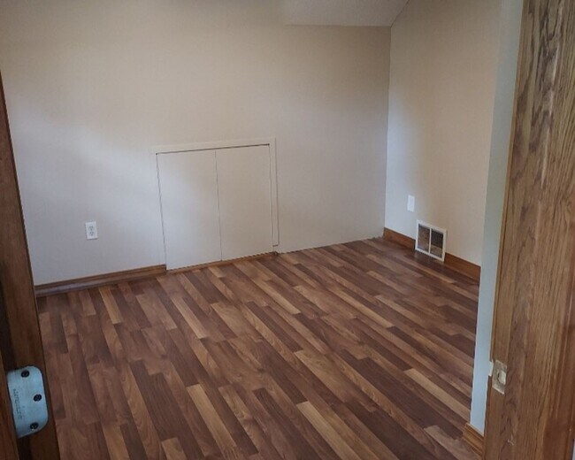 Building Photo - Charming 3-Bedroom Home Near Downtown Stillwater!