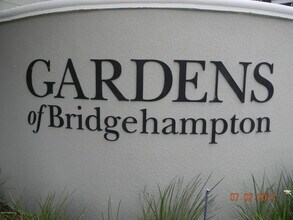 Building Photo - 1001 Monument Rd