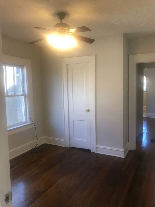 Building Photo - One bedroom one bath right on Adair Park and Beltline!!! Front porch overlooking park!