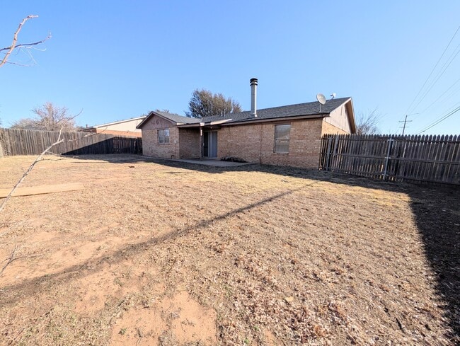 Building Photo - 9616 Bangor Ave