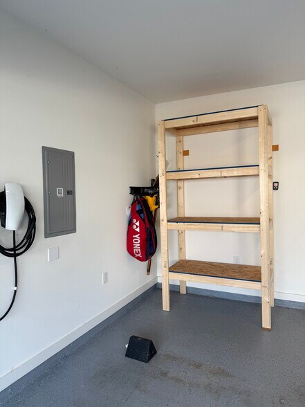 Building Photo - 1520 Tradewater Rd