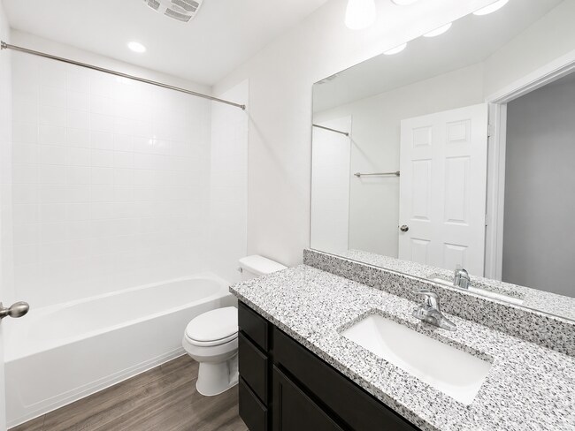 Building Photo - Available for Move-in June 10th!