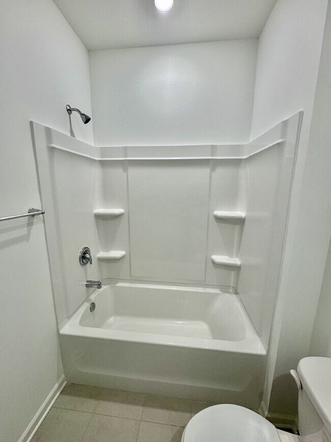Building Photo - Be the First to Live in This Beautiful 5 B...