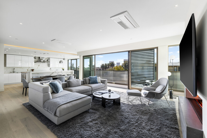 Primary Photo - Lumiere at Malcolm