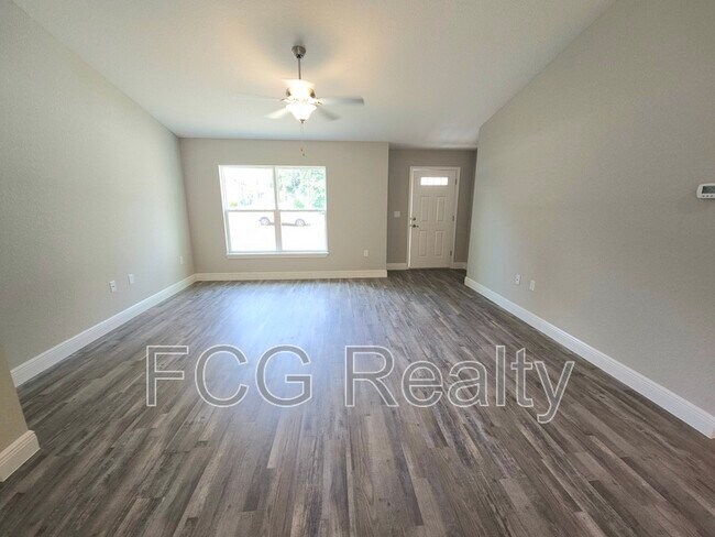 Building Photo - 51 Pecan Run Dr