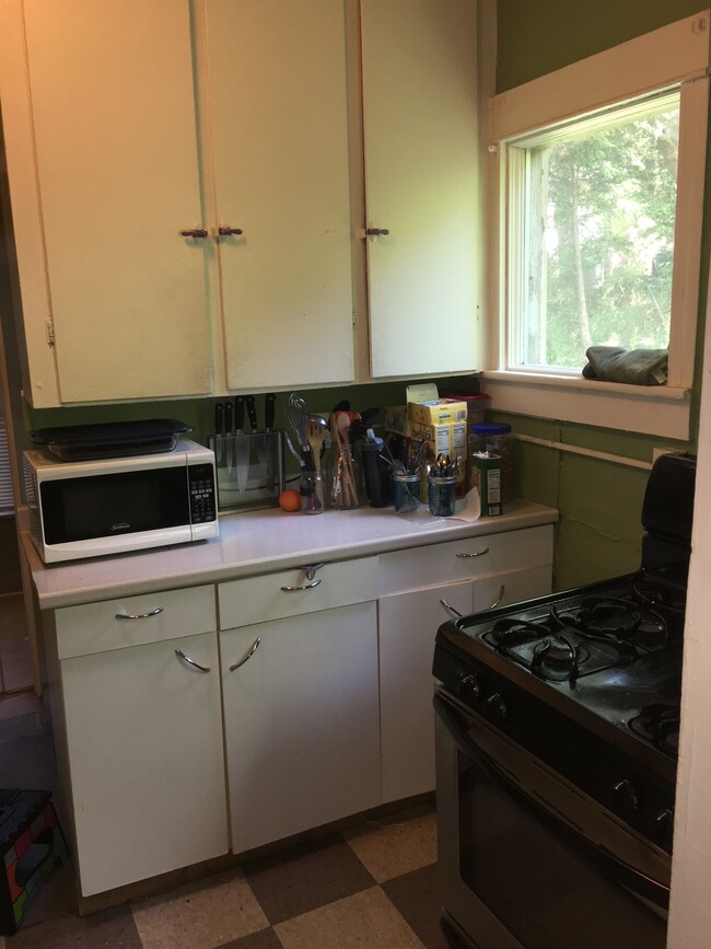 Kitchen 3 - 505 S Cayuga St