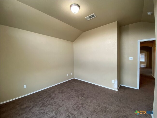 Building Photo - 2101 Golden Eagle Dr