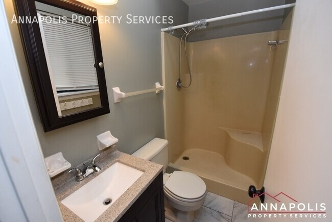 Building Photo - 130 Dennis Rd