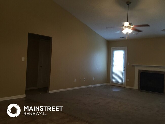 Building Photo - 6081 Bannister Ct