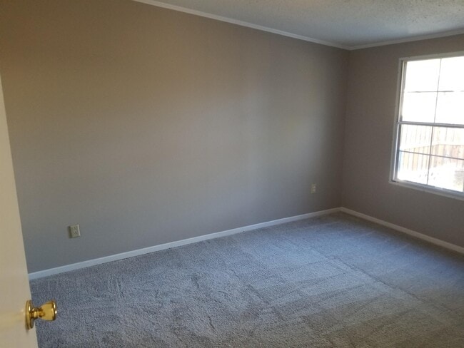 Building Photo - 801 Jetty Ct
