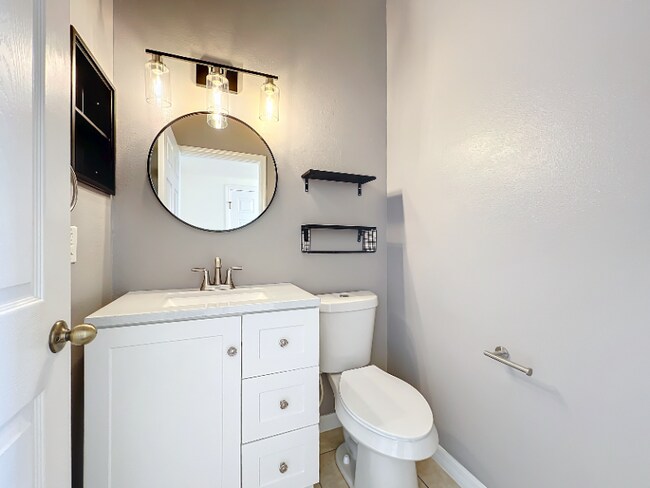 Building Photo - 4804 Adair Oak Dr