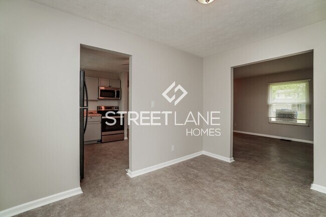 Building Photo - Charming 4 bedroom home in Pickerington!