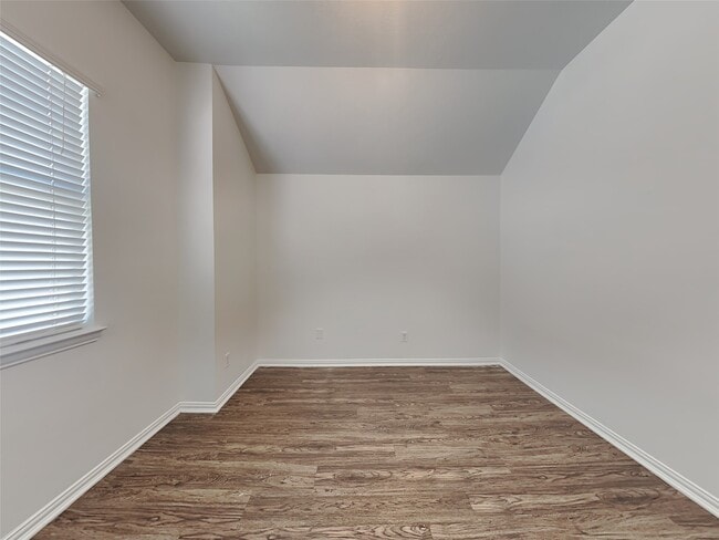 Building Photo - 2914 Crescent Oaks Park Ln