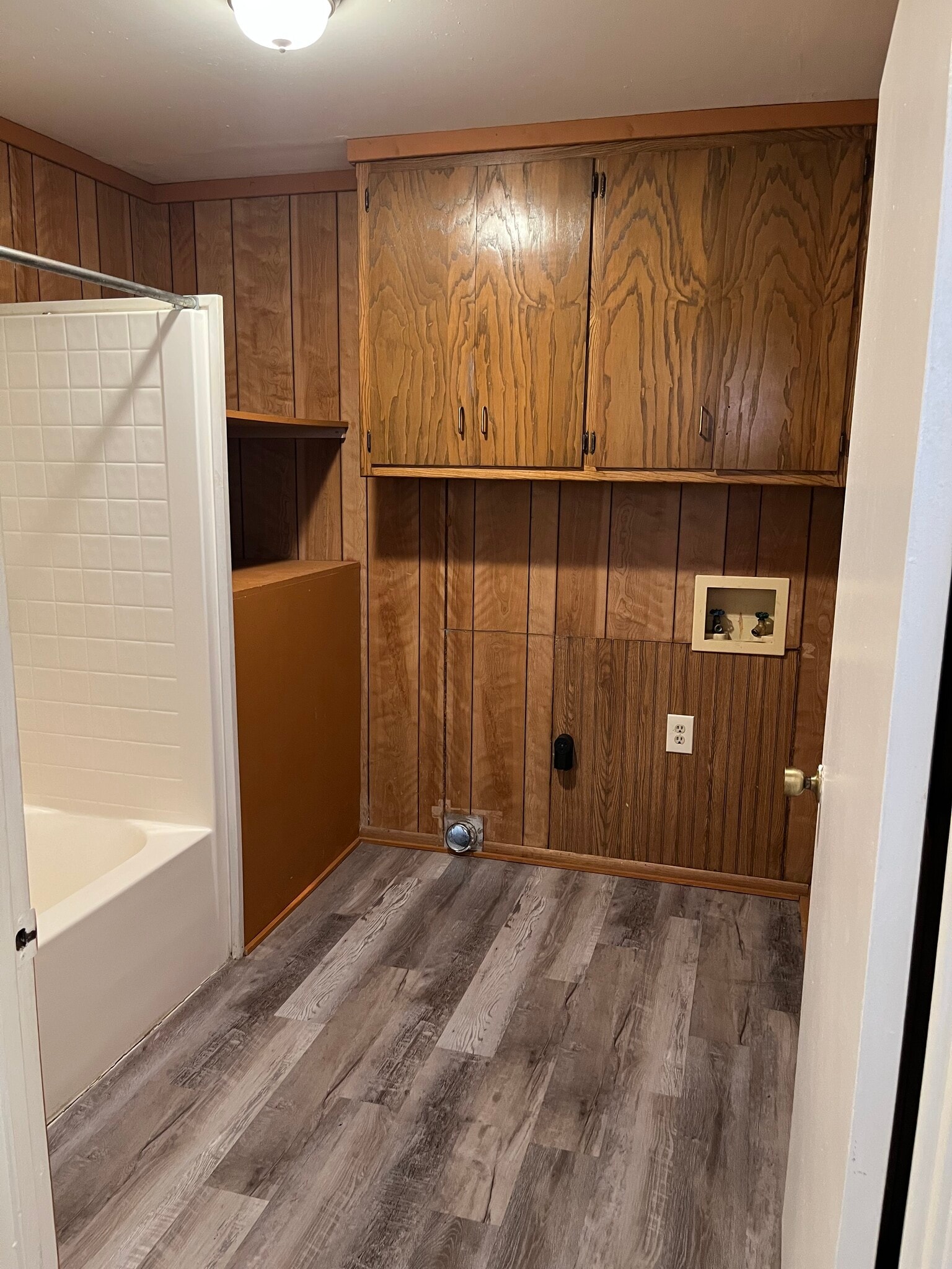 Building Photo - 112 Irwin Cir