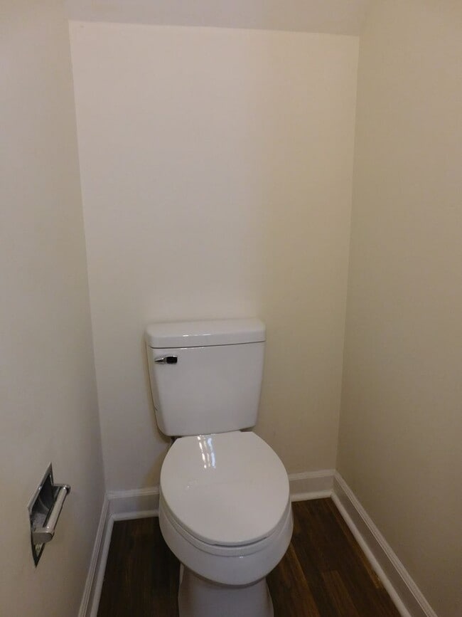 Building Photo - 1509 College Way