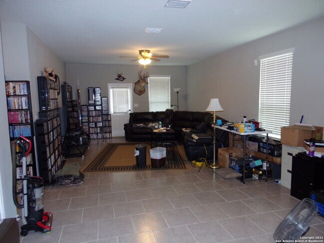 Building Photo - 10506 Castello Cyn
