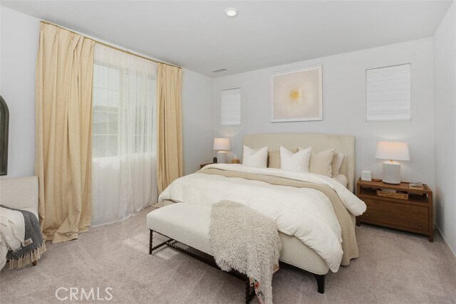 Building Photo - 32600 Manhattan Ave