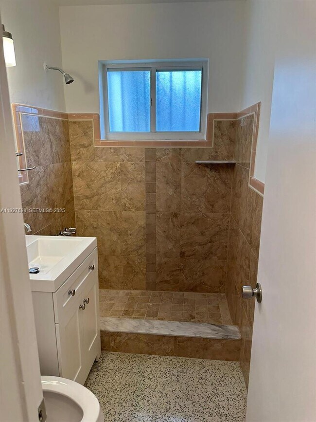 Building Photo - 7071 SW 4th St