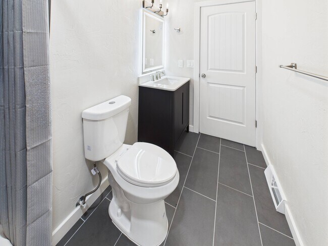 Building Photo - 1044 Coronado Pkwy S