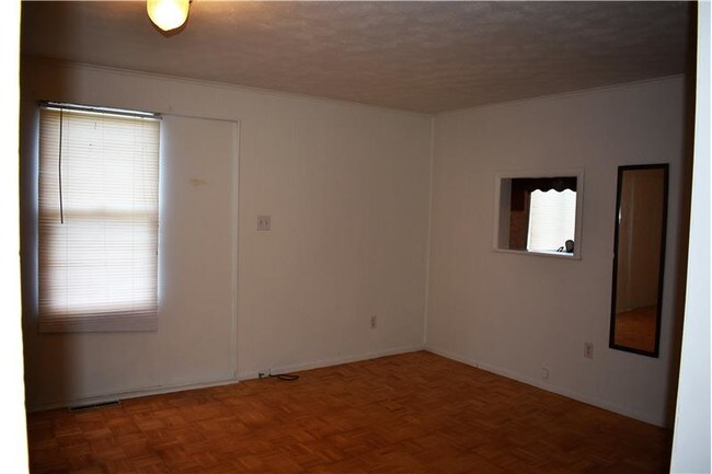 Building Photo - 55 Malone Ave
