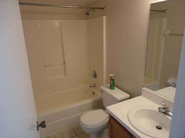 Building Photo - 3 Bedroom/3 bath Townhouse in Rockwood Villas