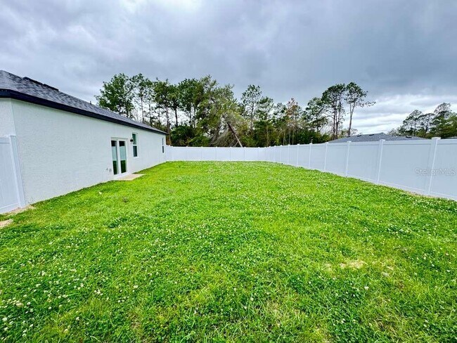 Building Photo - 6807 SW 153rd Pl Rd