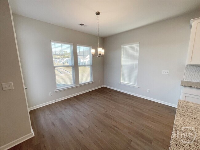 Building Photo - 750 Sessile Oak Dr