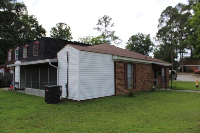 Building Photo - 2248 Winston Way