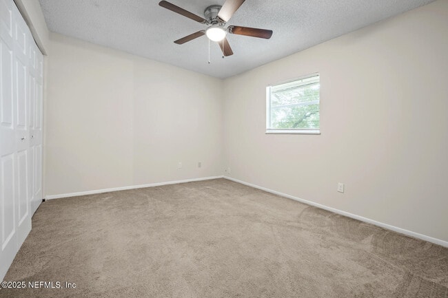 Building Photo - 1852 Willowood Dr