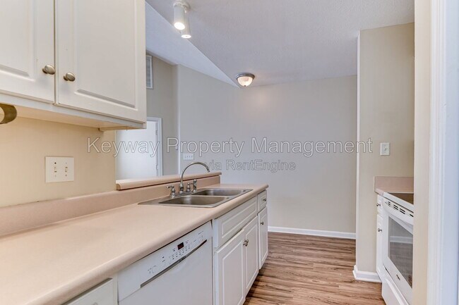 Building Photo - 414 Northrop Pl