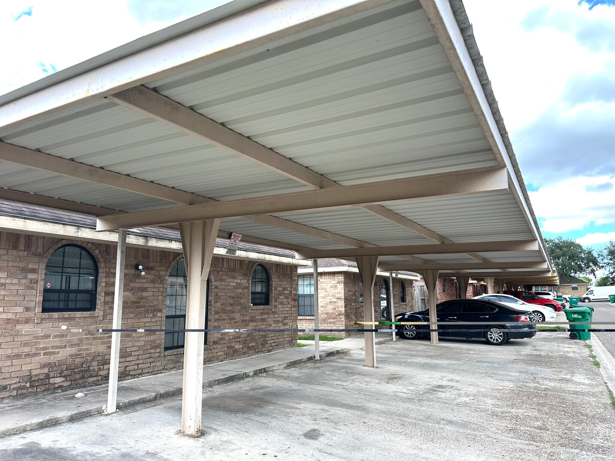 Building Photo - 1803 S Juniper St