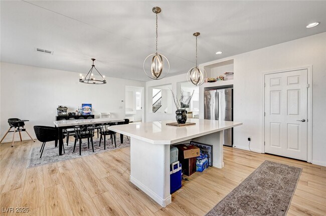 Building Photo - 6328 Rock Strm Ln