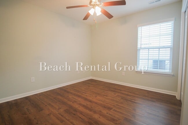 Building Photo - 35 Palmetto Green Dr