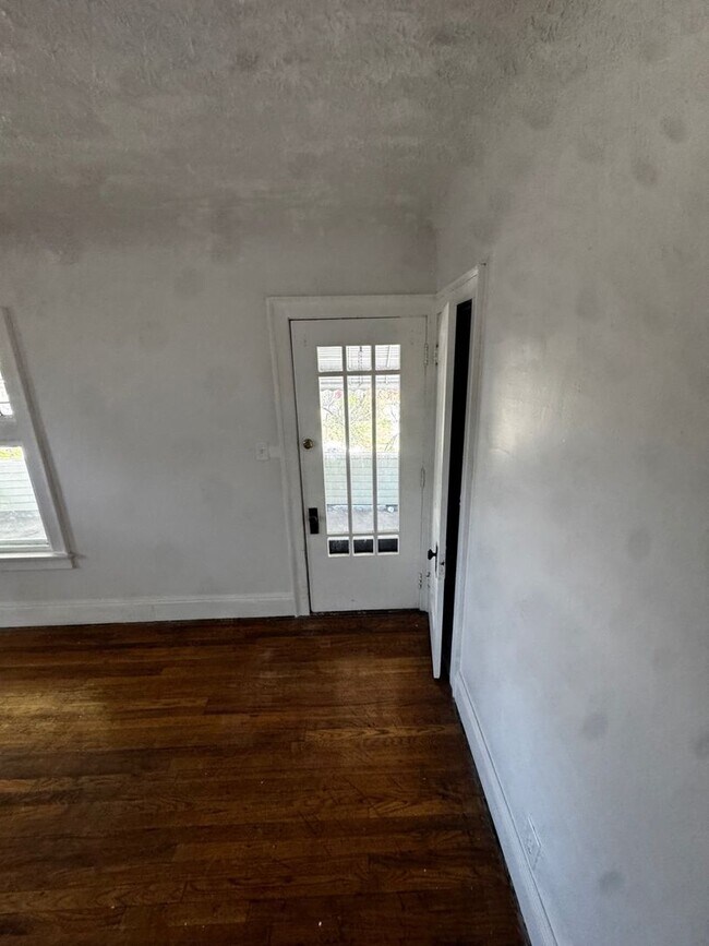 Building Photo - 11222 Revere Ave