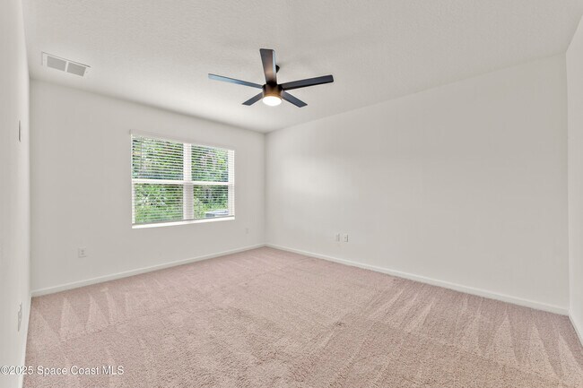 Building Photo - 1085 Cranberry Rd SE