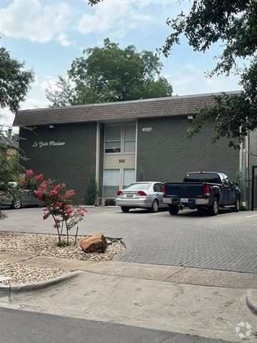 Building Photo - 4020 Rawlins St
