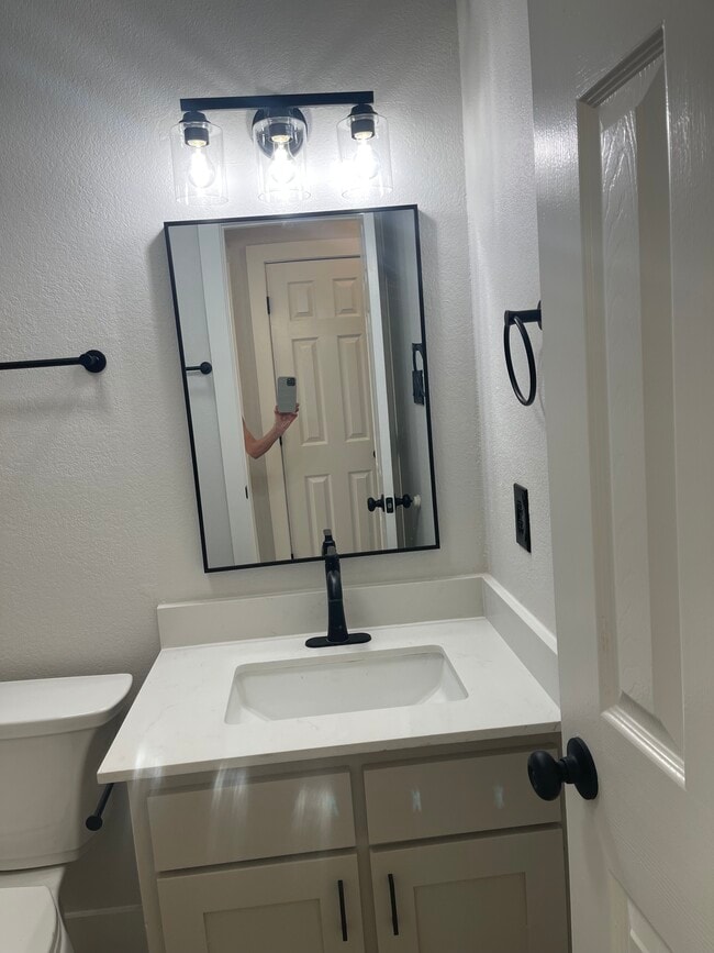 Building Photo - 338 Richy Rd