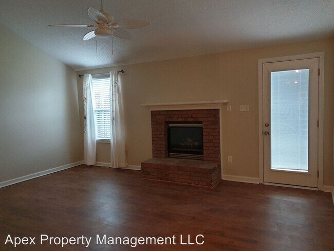 Building Photo - 2 br, 2 bath House - 304 Hawthorne Oaks Way