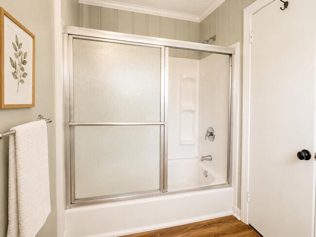 Building Photo - 117 Zoe Ct