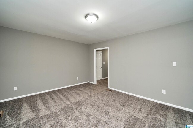 Building Photo - 2136 Arcadia Rd