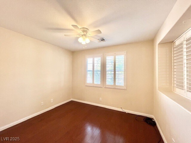 Building Photo - 18 Blue Valley Dr