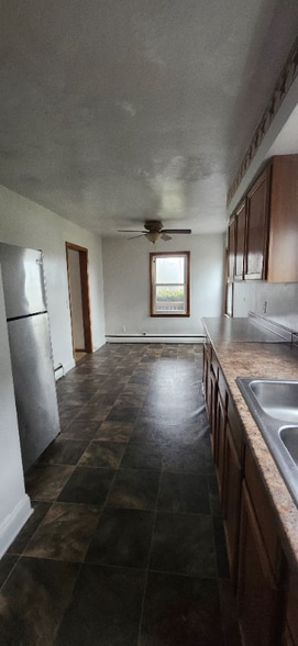 Building Photo - 255 E Main St