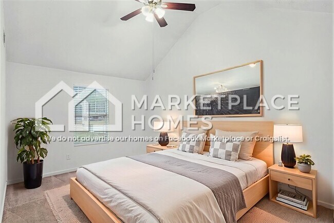 Building Photo - 325 Crestfield Cir