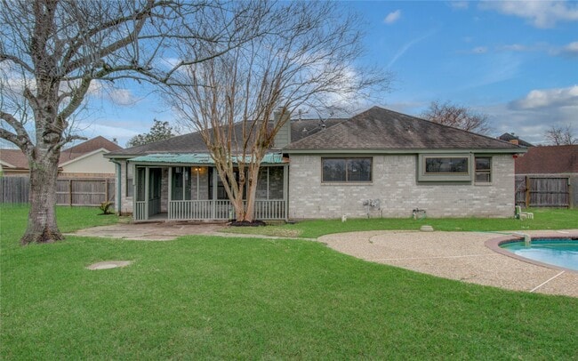 Building Photo - 2538 Knights Cir