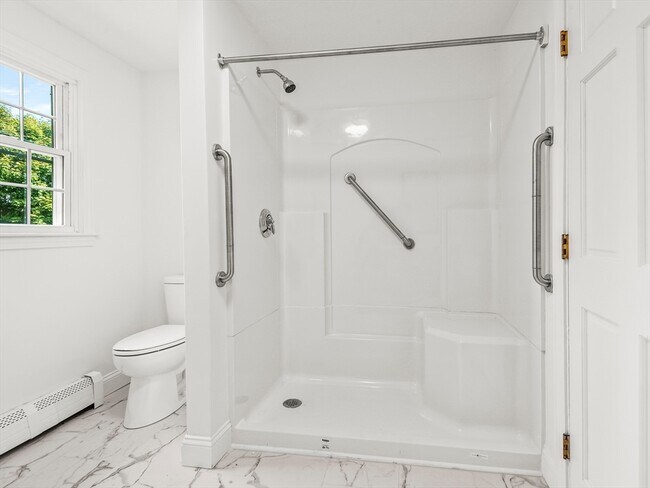 Building Photo - 26 Sidney St