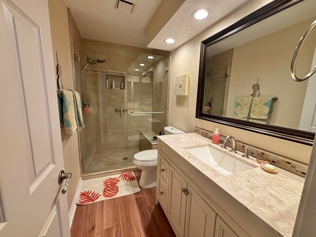 Building Photo - 76923 Turendot St