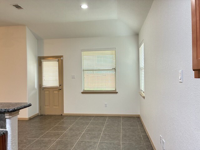 Building Photo - 7042 Windy Run Ct