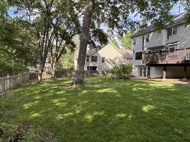 Building Photo - 419 Audubon Village Spur