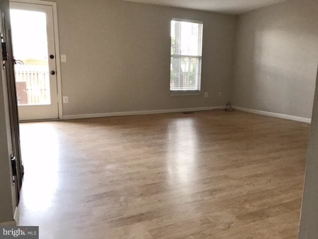 Building Photo - 3425 Belleplain Ct